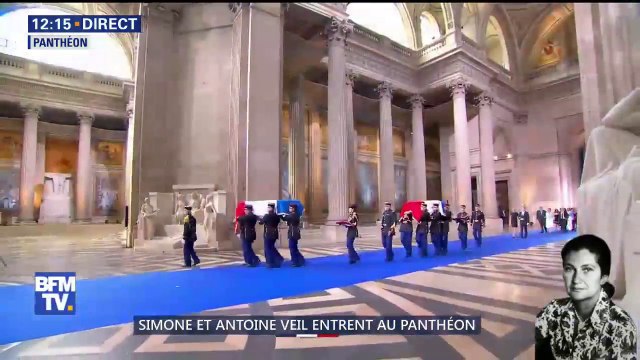 Simone et Antoine Veil entrent au Panthéon entourés de leur famille et d'Emmanuel Macron
