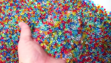 Je remplis le sol de ma chambre avec des milliers d'orbeez ! ⎮Reva ytb