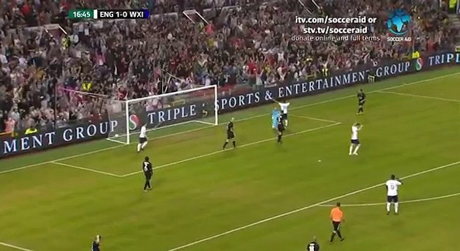 Jeremy Lynch scores second goal for England | Soccer Aid for Unicef
