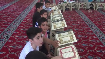 Yaz Kur'an Kurslarına Yoğun İlgi