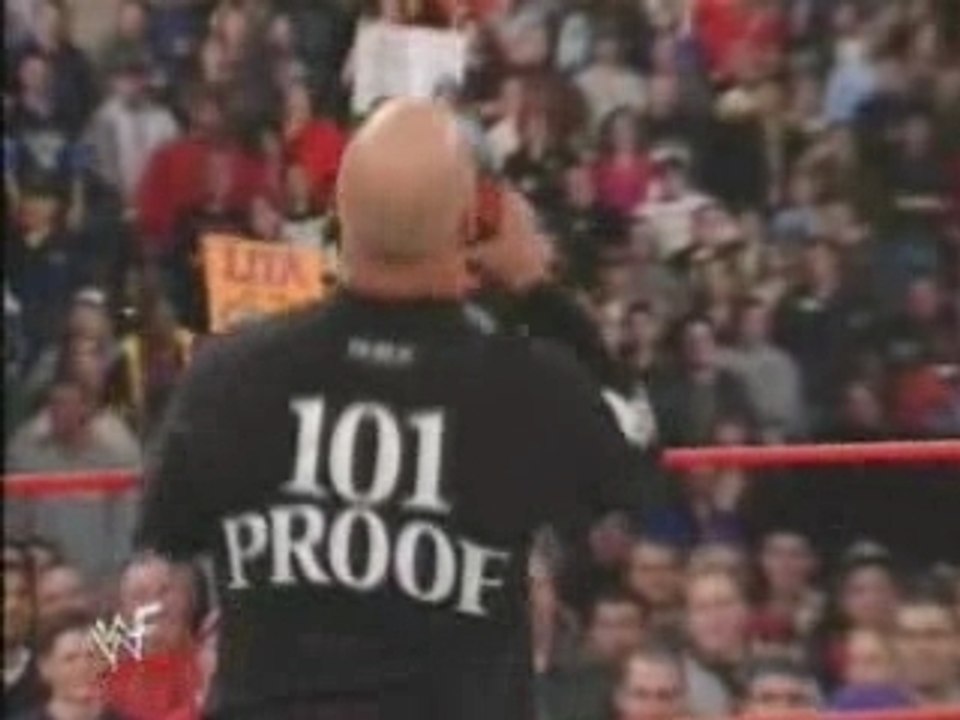 WWE  Stone Cold Steve Austin & The Rock Sing on Raw 2001