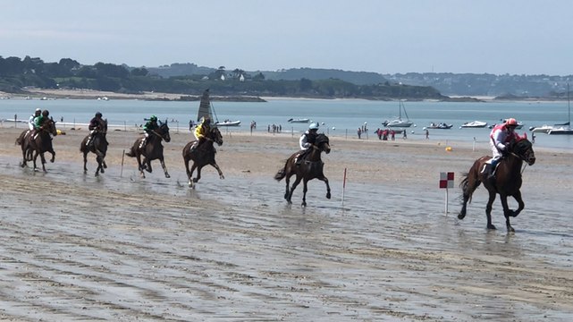 Les courses hippiques de Ploubalay-Lancieux