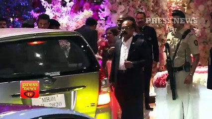 Download Video: Abhishek Bachchan & Aishwarya Rai With CUTE Daughter Aaradhya At Akash & Shloka’s Engagement