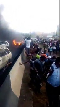 The Video: Petrol Tanker Filled With Fuel Explodes On Otedola Bridge, Lagos-Ibadan Expressway, Over 30+ Cars Piled Up In Traffic Burnt To Ashes And Many People