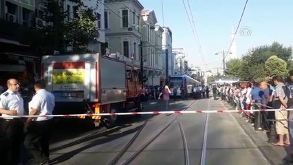 Arıza tramvay seferlerini aksattı (1) - İSTANBUL