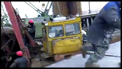 Heavy Equipment Disaster Massive Crane Lifting Fail