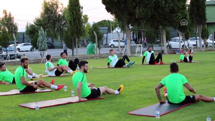 Akhisarspor ilk antrenmanını yaptı - MANİSA