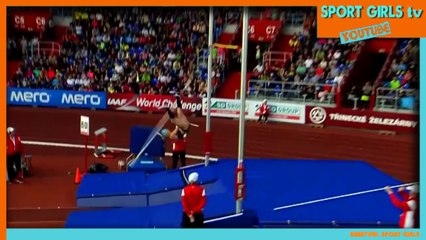 Sandi Morris Injury Wrist In Pole Break  Women's Pole Vault