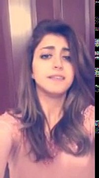 فتاة جميلة تغني بصوت رائع و أحساس جميل .. شوفوا الفيديو