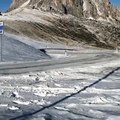 Powerslidelover with his Ferrari GTC4 Lusso drifting on the snow!