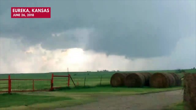 Tornado Hits Kansas Town, Leaving Thousands Without Power