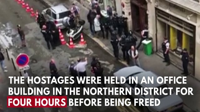 Paris Hostage Situation Ends With Suspect Arrested And Hostages Freed