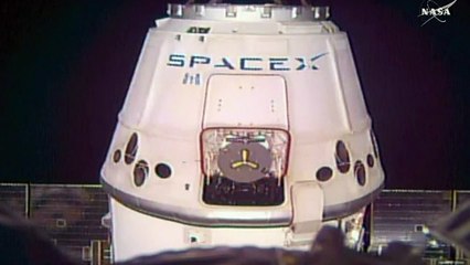 SpaceX capsule carrying an AI robot arrives at the ISS