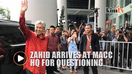 Zahid arrives at MACC HQ