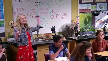 Bizaardvark s 2 ep 1 First Day Of School