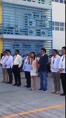 Tải video: Tanauan City Mayor Halili shot dead during flag ceremony