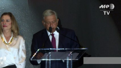 López Obrador celebra triunfo en elección presidencial en México