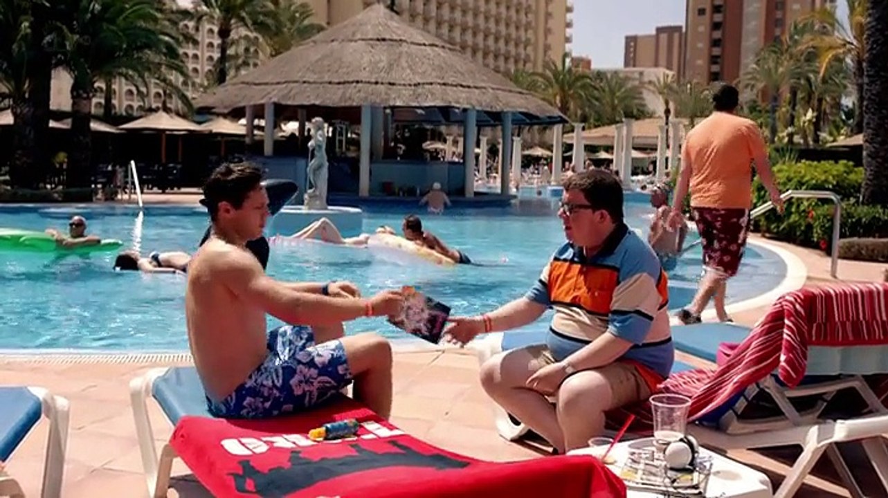 Benidorm - S07E02 - Playing With Fire