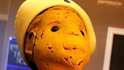 Real Story of Chucky Doll -- Khofnak Ccky Doll ki Asal Kahani