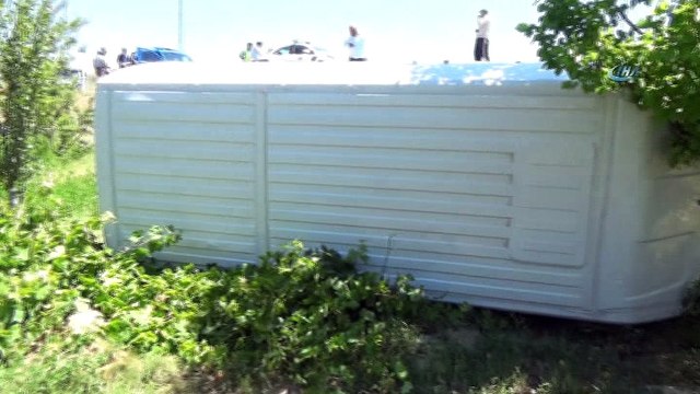 Bahçeye uçan kamyonetten burnu bile kanamadan kurtuldu