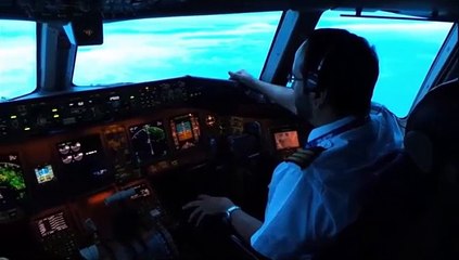 PIA Pakistan International Airlines London to Karachi... Enjoy Flight