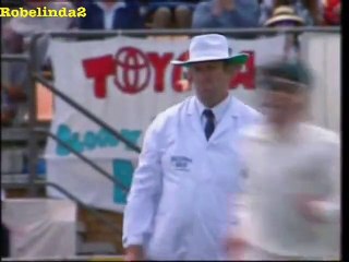 Funniest reaction to being LBW in cricket- Ijaz Ahamd