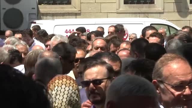 Kılıçdaroğlu, Eski CHP Bayrampaşa İlçe Başkanı Gürdal'ın Cenaze Törenine Katıldı