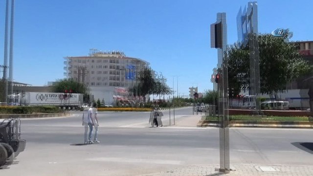 Tel Rıfat ile Münbiç sınırına takviye birlik sevk ediliyor