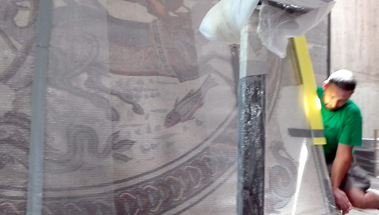 Retour de la mosaïque de Neptune au Musée des Beaux-Arts de Besançon, après restauration (3/4)