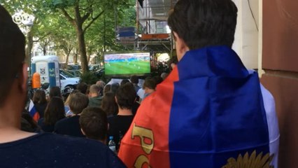 "Россия!" в Берлине: победа сборной глазами русских и немецких болельщиков (02.07.2018)