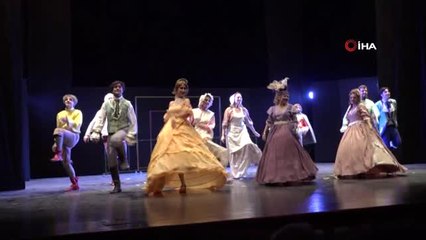 Varyemez" Adlı Oyun Bilecik'te Sahnelendi