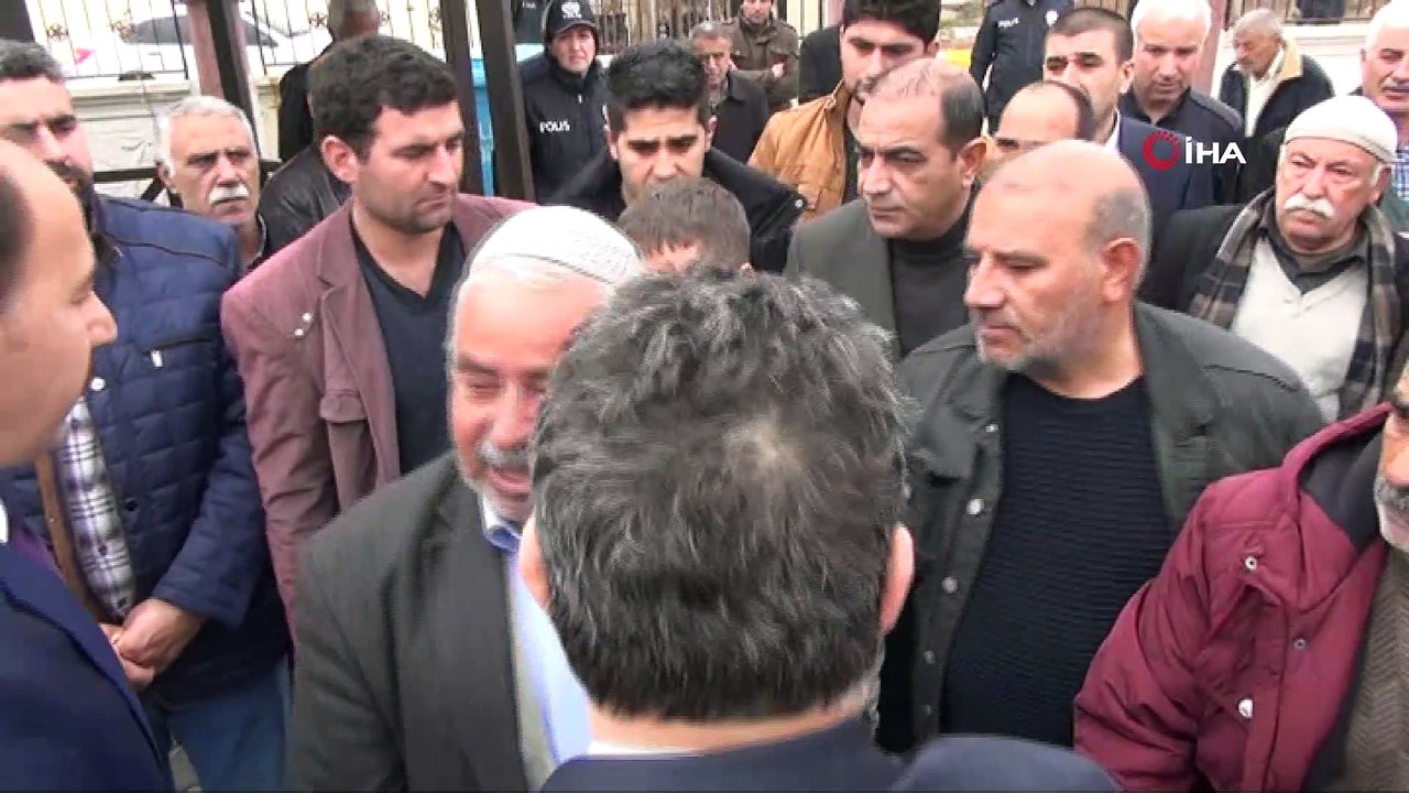 Otobüsteki yolcu kazayla ateş alan zırhlı aracın silahıyla vuruldu