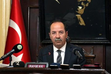 Edirne Belediye Başkanı, Bütçeyi Yanlış Yazanı Görevden Aldı