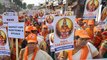 Sabarimala row: Devotees hold protest, later detained | OneIndia News