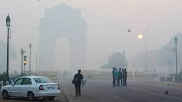 Delhi’s air quality worsens again, no imminent improvement seen | OneIndia News