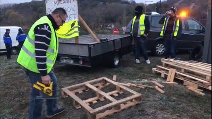 Doubs : les gilets jaunes s’organisent pour la journée au rond-point des Mercureaux