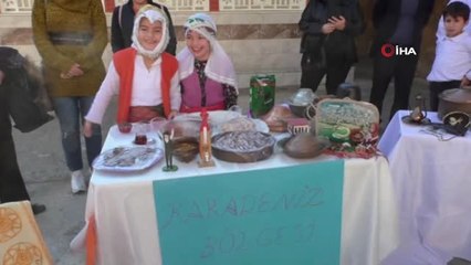 Öğrenciler Türkiye'nin Kültürel Renklerini Okullarında Tanıttı