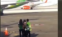 Nekat Terobos Apron Bandara, Wanita Malah Dapat Tiket Pengganti