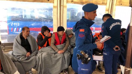 Adada mahsur kalan göçmenler için kurtarma operasyonu (6) - BALIKESİR