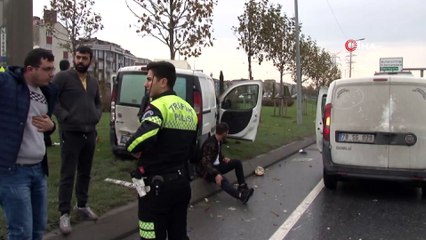 Trafikteki bir anlık kararsızlık kazaya yol açtı: 3 yaralı