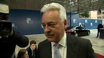 Sir Alan Duncan calls on colleagues to 'back the PM'