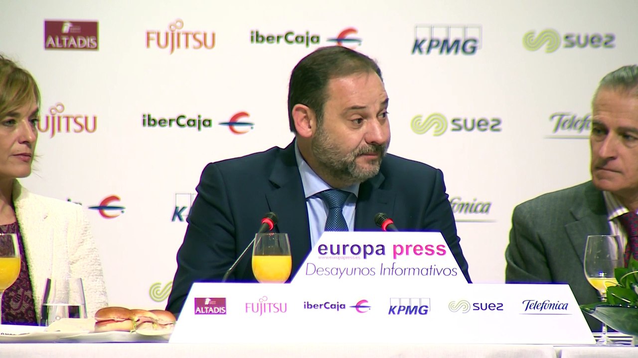 Fomento bajará el peaje de las radiales