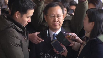 박병대 前 대법관, 검찰 출석..."사심 없이 일했다" / YTN