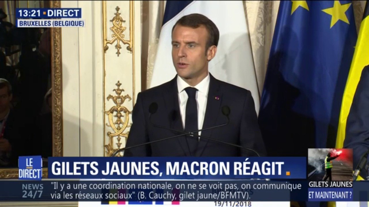 Gilets jaunes: "J'y répondrai en temps voulu mais ça n'est pas le lieu aujourd'hui" déclare Emmanuel Macron
