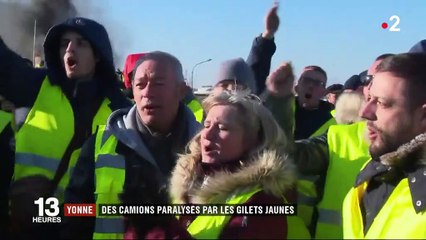 "Gilets jaunes" : des camions paralysés dans l'Yonne