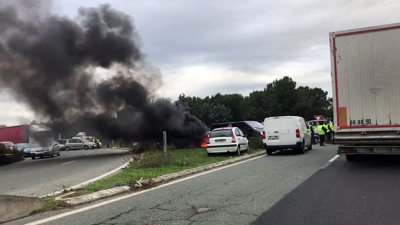 Mobilisation des Gilets jaunes à Carcassonne, lundi 19 novembre