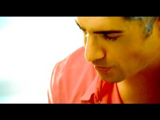 Özcan Deniz - Bir Dudaktan / Remix (Klip)