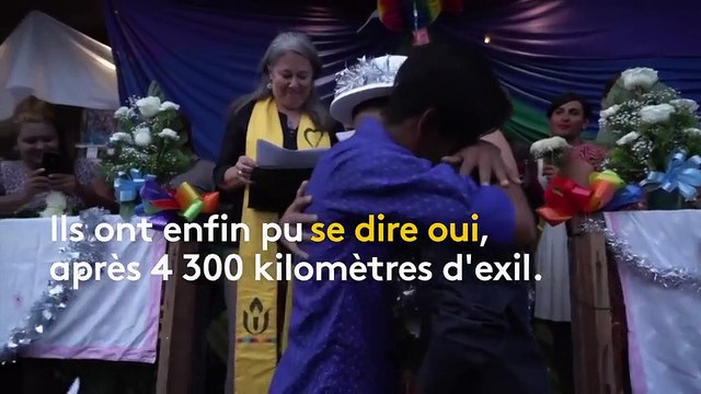 Caravane des migrants : des couples LGBT se marient près de la frontière avec les Etats-Unis