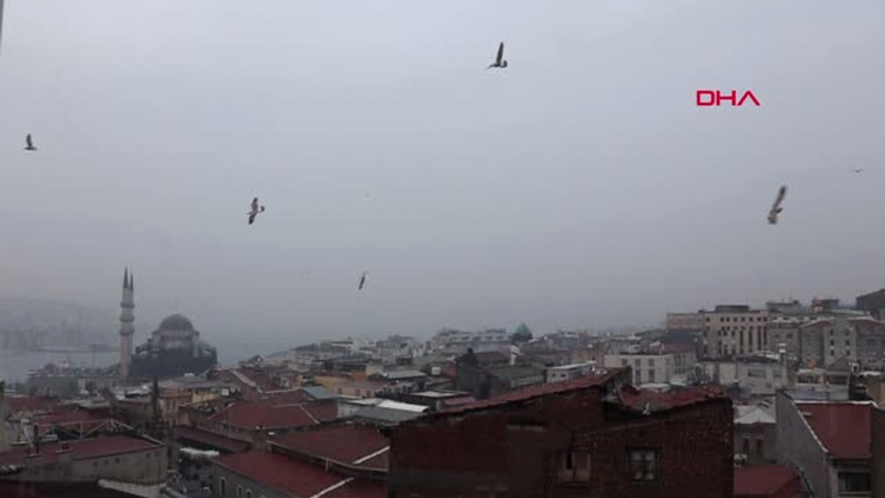 İstanbul'da Yağmurdan Büyüleyici Görüntüler