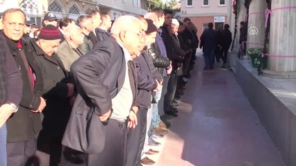 Polis Memurunun Aracında Ölü Bulunması